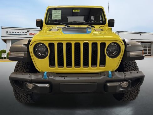 Used 2023 Jeep Wrangler Unlimited Rubicon 4xe w/ Steel Bumper Group AWD/4WD image 8