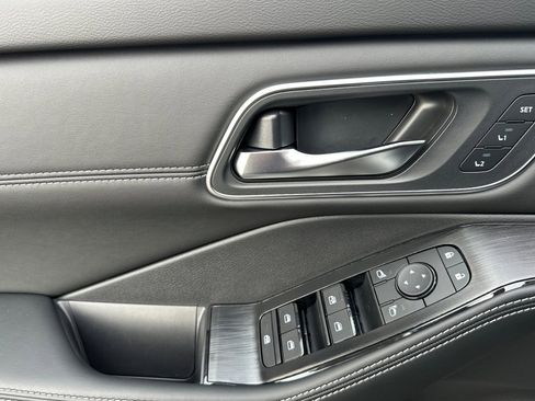 New 2026 Nissan Rogue Platinum AWD/4WD image 11