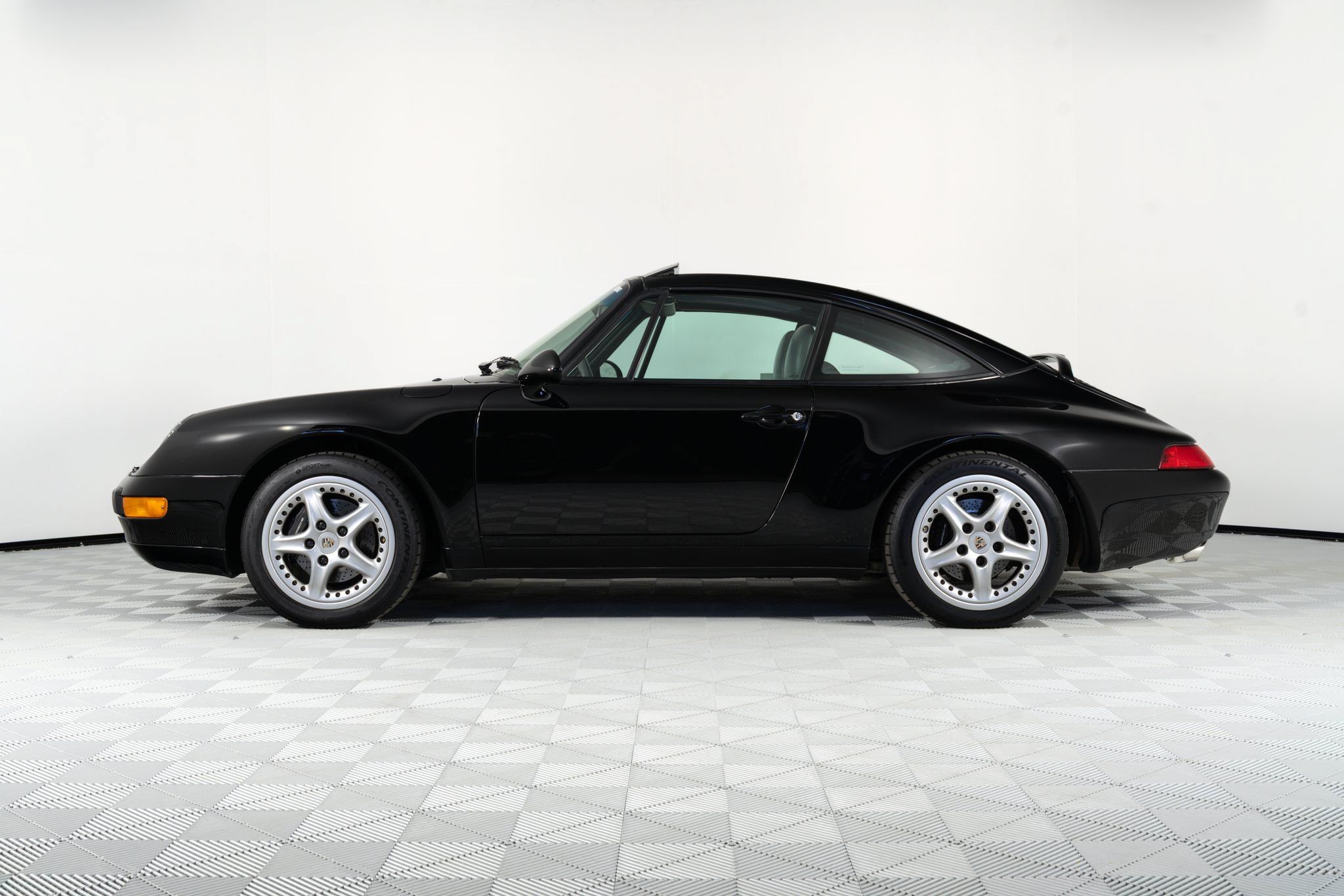Used 1996 Porsche 911 Targa RWD image 17