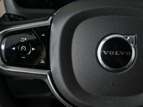 New 2026 Volvo XC90 B6 Plus w/ Protection Package Premier image 10