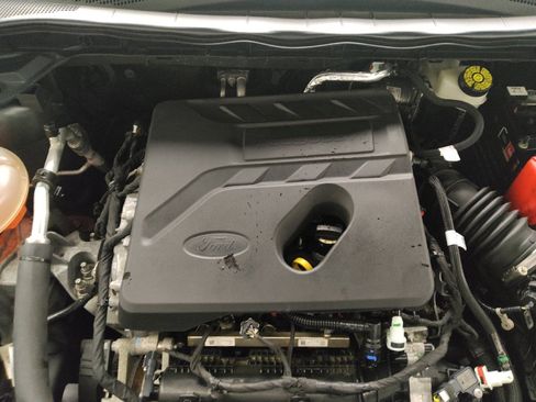 Used 2020 Ford Escape SE image 30