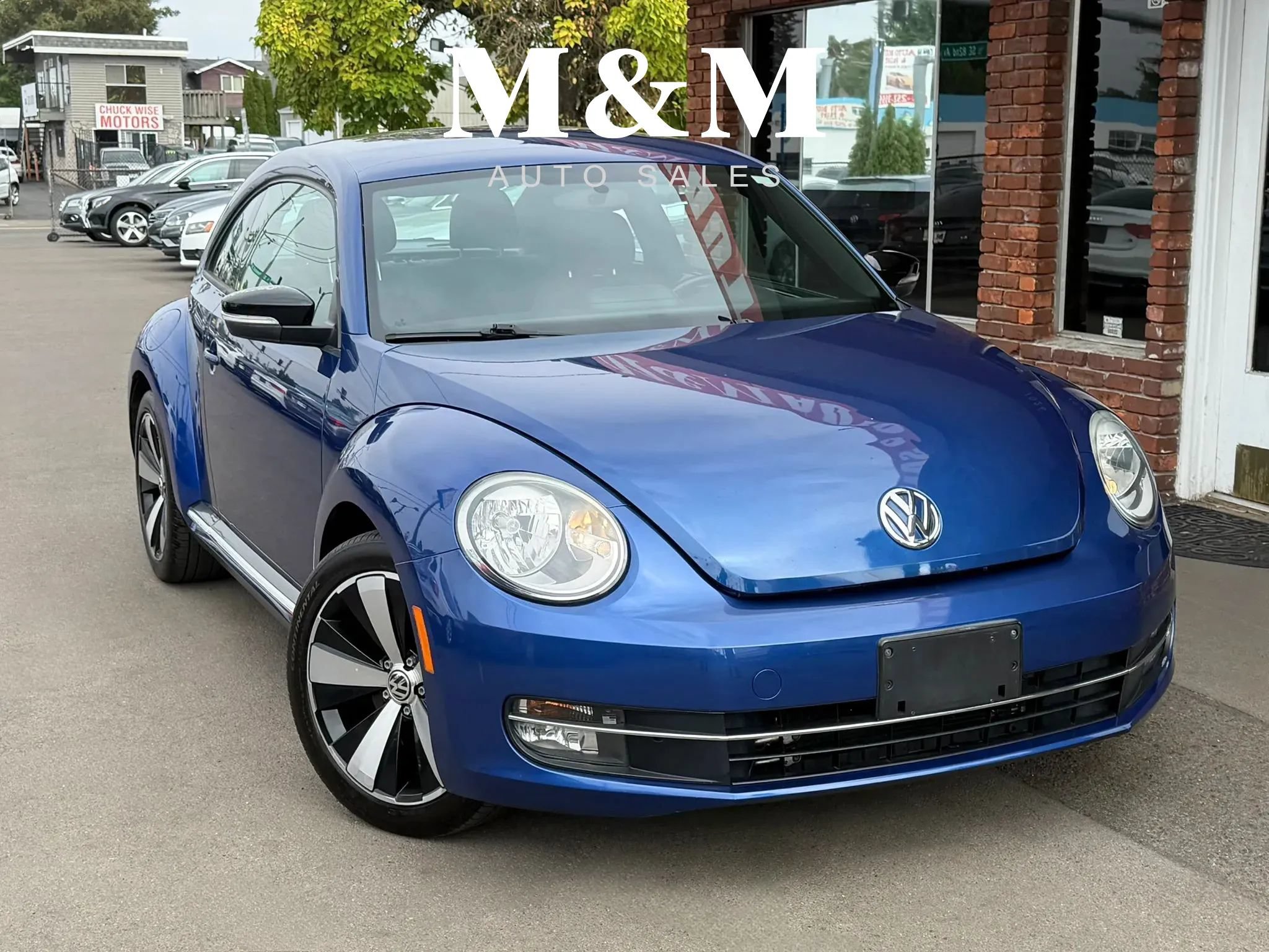 Used 2012 Volkswagen Beetle 2.0T FWD image 1
