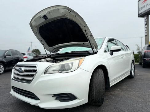 Used 2016 Subaru Legacy 2.5i Premium w/ Moonroof Package AWD/4WD image 9