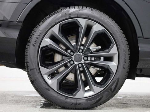 New 2026 Audi Q7 3.0T Prestige AWD/4WD image 36