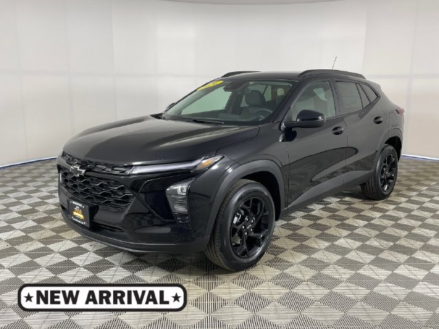 Certified 2026 Chevrolet Trax LT w/ Driver Confidence Package FWD image 1