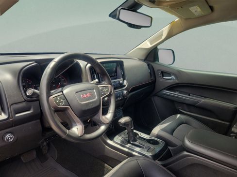Used 2016 GMC Canyon SLE w/ All Terrain Package RWD image 16