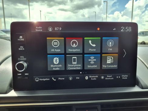 Used 2025 Honda Pilot Touring image 20