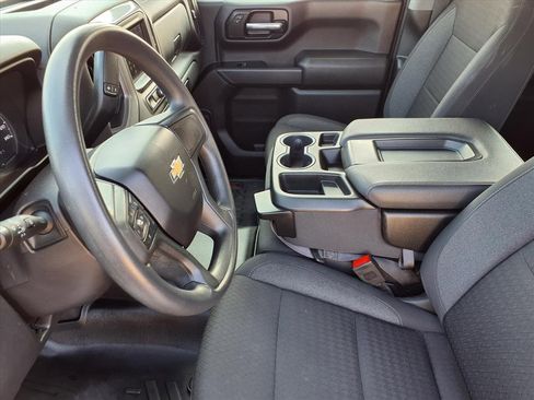 Used 2024 Chevrolet Silverado 1500 Custom image 16