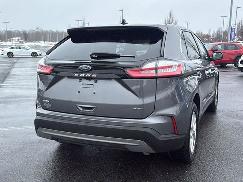 Used 2024 Ford Edge SEL image 7