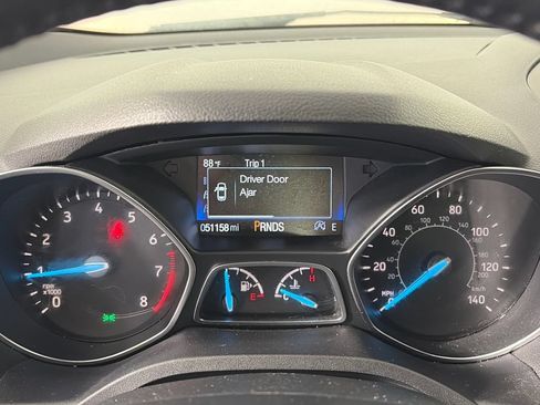 Used 2019 Ford Escape SEL FWD image 15