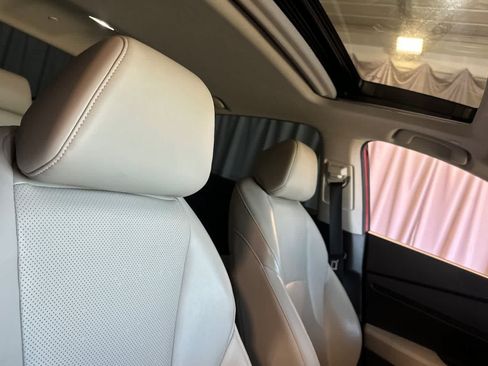 Used 2024 Honda Accord EX-L image 18