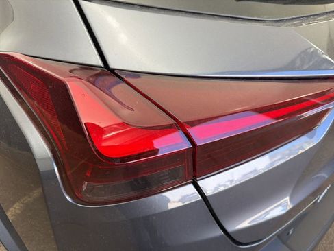 New 2026 Lexus UX 300h AWD image 19