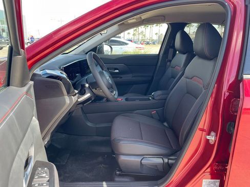 New 2026 Nissan Kicks SR image 14