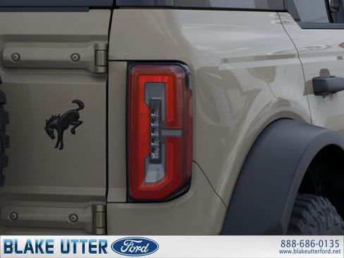 New 2026 Ford Bronco Outer Banks w/ Sasquatch Package AWD/4WD image 23