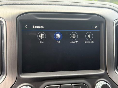 Used 2021 GMC Sierra 1500 Denali w/ Technology Package AWD/4WD image 5