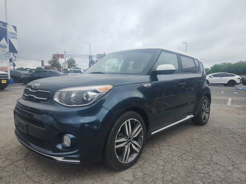Used 2018 Kia Soul + FWD image 7
