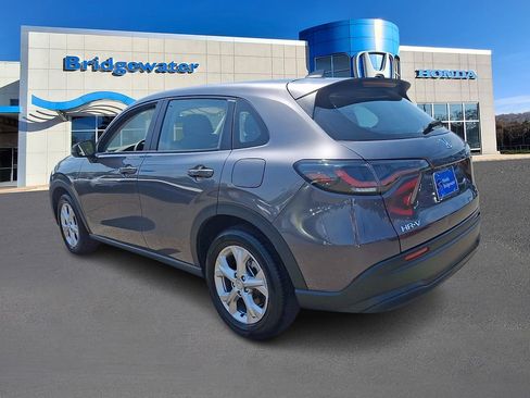 Used 2023 Honda HR-V LX image 4