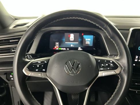 Used 2024 Volkswagen Atlas Cross Sport SE AWD/4WD image 11