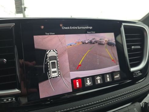 Used 2026 Chrysler Pacifica Premium FWD image 26