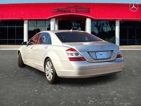 Used 2009 Mercedes-Benz S 550 image 4
