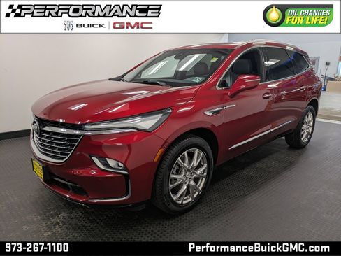 Used 2023 Buick Enclave Essence w/ Experience Buick Package image 1