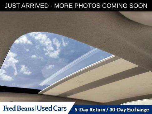 Used 2023 Volvo XC40 B5 Plus w/ Driver Assist Package AWD/4WD image 11