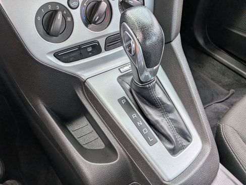 Used 2012 Ford Focus SE FWD image 14