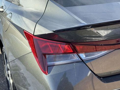 Certified 2025 Hyundai Elantra Sport image 11