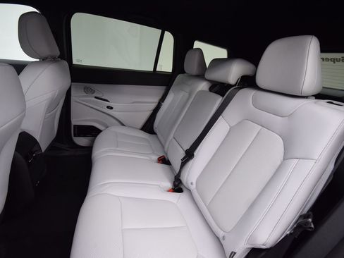 New 2026 Jeep Cherokee Limited AWD/4WD image 35