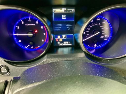 Used 2019 Subaru Outback 2.5i Premium image 24