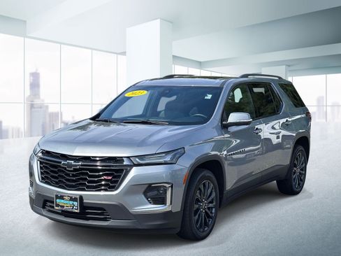 Used 2023 Chevrolet Traverse RS AWD/4WD image 1