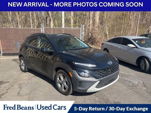 Used 2023 Hyundai Kona SEL w/ Cargo Package image 3