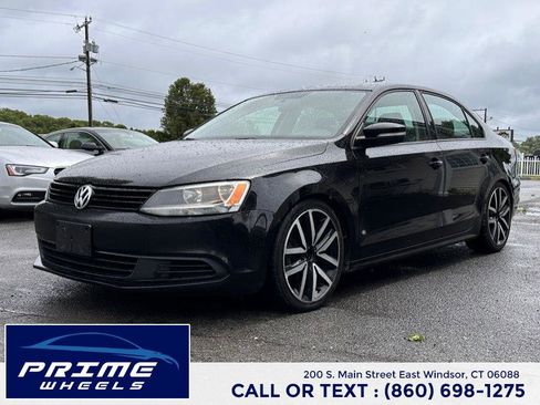 Used 2014 Volkswagen Jetta SE FWD image 3