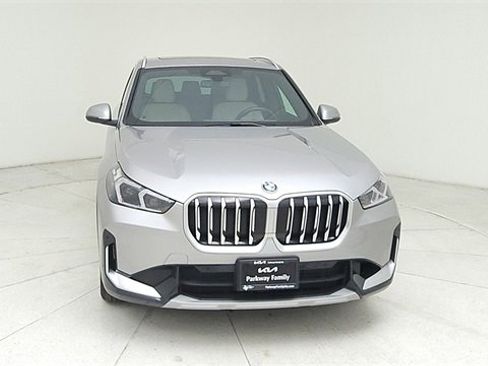 Used 2025 BMW X1 xDrive28i image 2