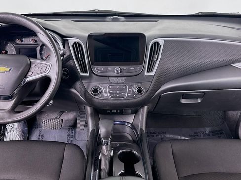 Used 2023 Chevrolet Malibu LT image 32