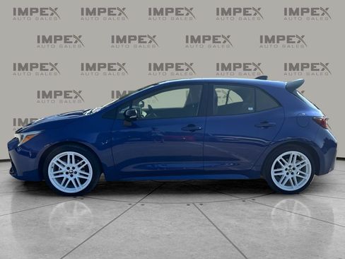 Used 2026 Toyota Corolla SE FWD image 2