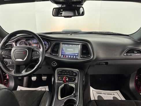 Used 2017 Dodge Challenger R/T Plus RWD image 40