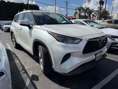 Used 2021 Toyota Highlander L
