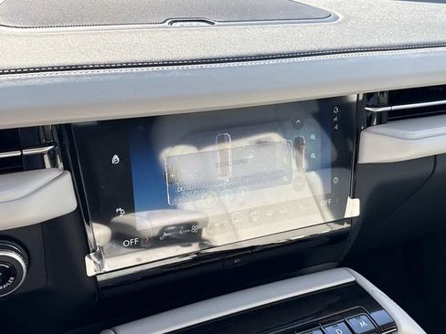 New 2026 Lincoln Navigator Premiere AWD/4WD image 29