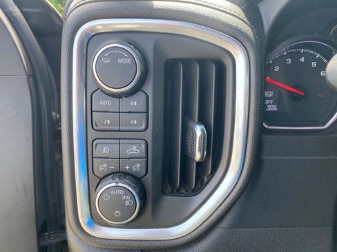 Used 2020 Chevrolet Silverado 1500 RST AWD/4WD image 27