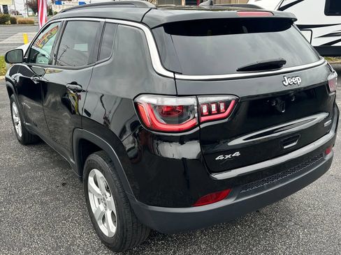 Used 2019 Jeep Compass Latitude w/ Popular Equipment Group image 8