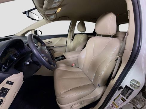 Used 2009 Toyota Venza image 11