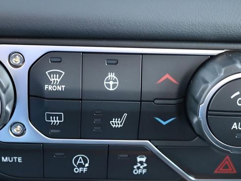 New 2026 Jeep Gladiator Sport image 21