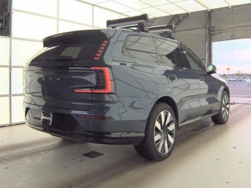 Used 2025 Volvo EX90 Ultra AWD/4WD image 3