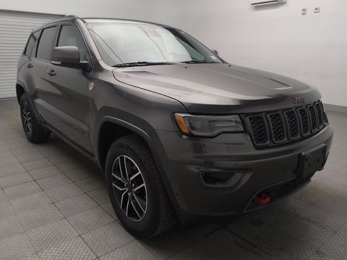 Used 2021 Jeep Grand Cherokee Trailhawk w/ Trailhawk Luxury Group AWD/4WD image 13