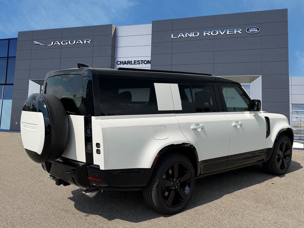 New 2026 Land Rover Defender 130 V8 AWD/4WD image 5