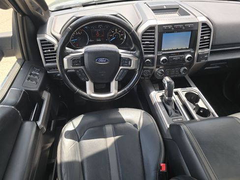 Used 2018 Ford F150 Platinum w/ Equipment Group 701A Luxury AWD/4WD image 29