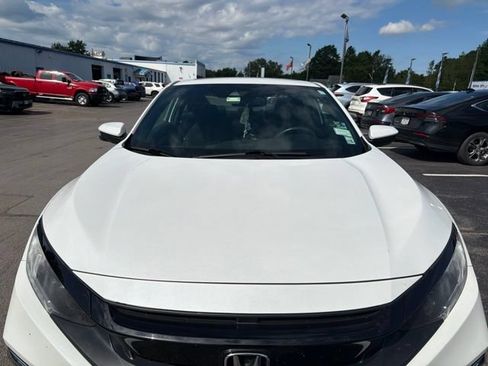 Used 2019 Honda Civic EX image 3