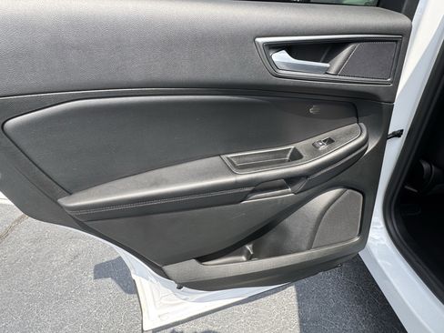 Used 2024 Ford Edge SE w/ Cargo Accessory Package AWD/4WD image 21