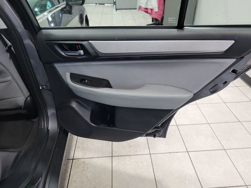 Used 2019 Subaru Legacy 2.5i Premium image 18